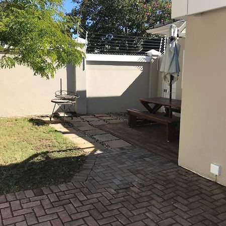 Cosy Private Cottage-Internet & Off Street Parking Port Elizabeth Exterior photo