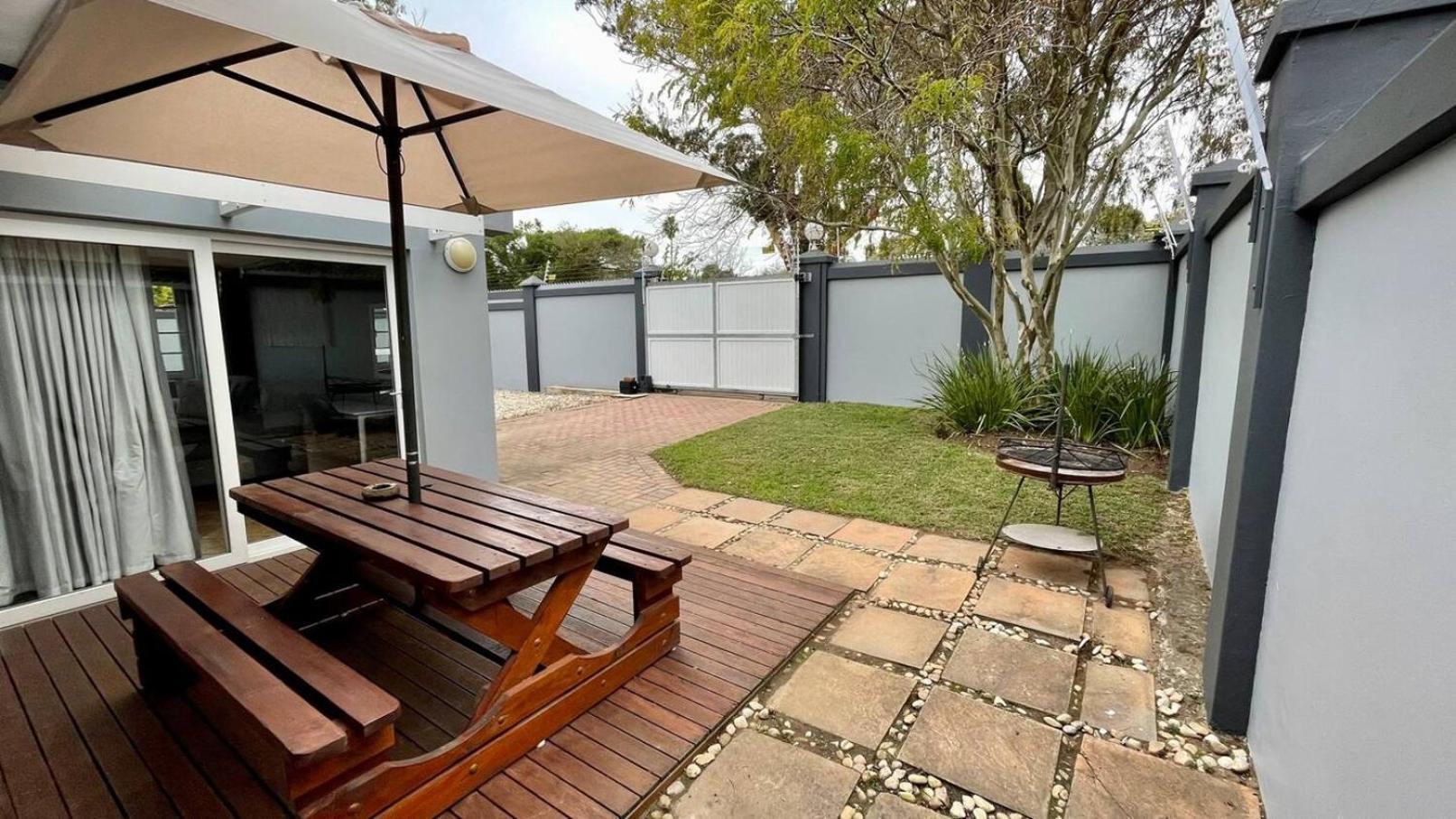 Cosy Private Cottage-Internet & Off Street Parking Port Elizabeth Exterior photo